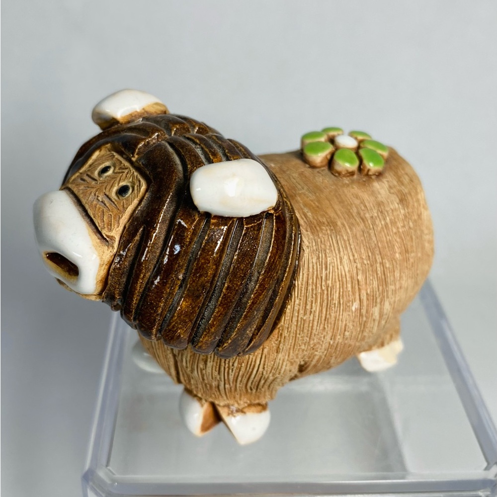 Artesania Riconanda Handcrafted Water Buffalo Yak Ceramic Animal w Green flower